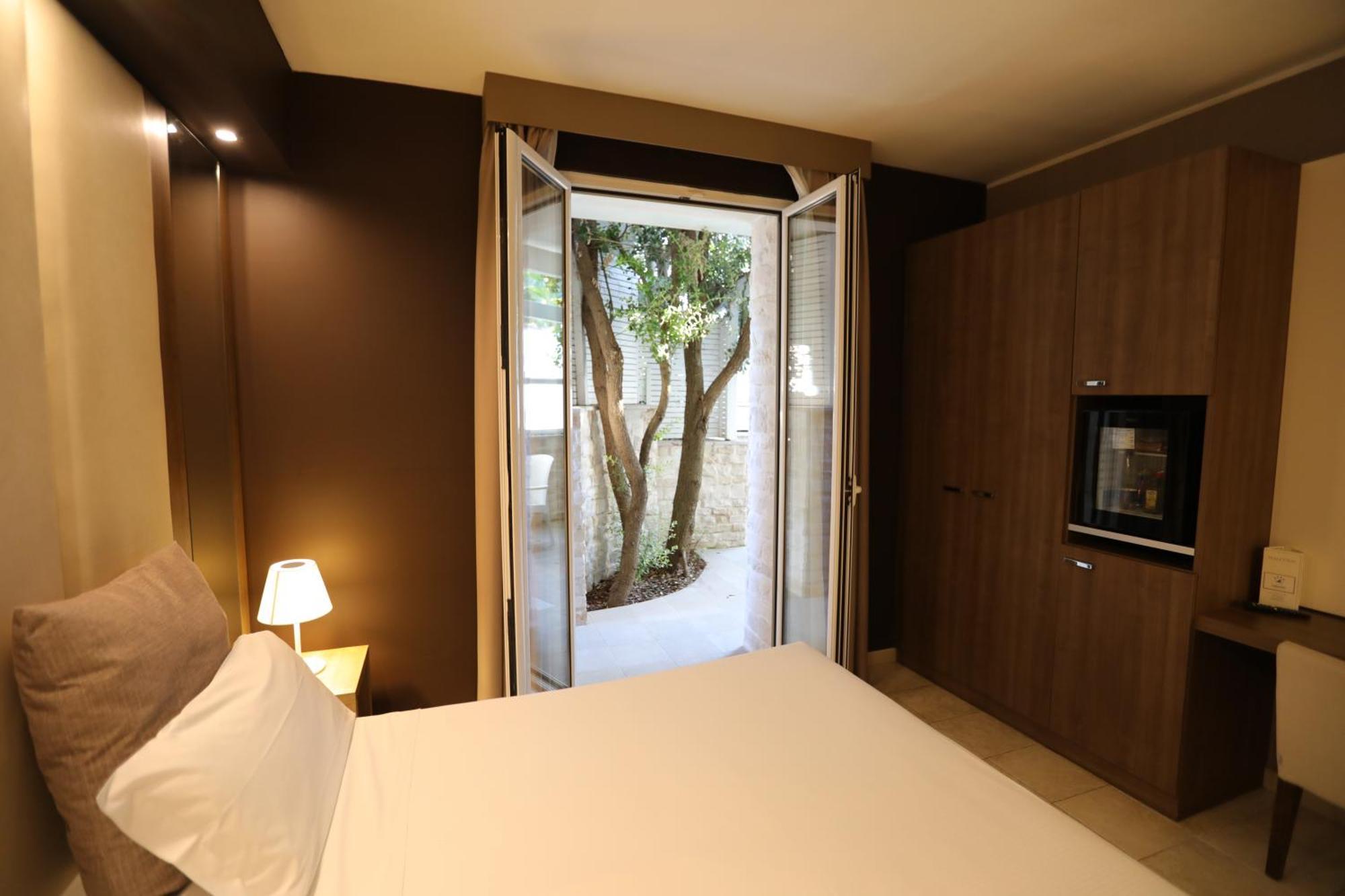 Hotel Lafayette Giovinazzo Εξωτερικό φωτογραφία